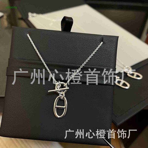 hemrres designer necklace pig nose necklace female 925 sterling silver to buckle simple and versatile collar chain gifts for girlfriend coup, Black
hemrres designer necklace pig nose necklace female 925 sterling silver to buckle simple and versatile collar chain gifts for girlfriend coup, Black