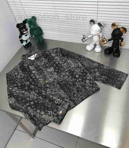 men's jackets designer 2323 autumn and winter new brand designer jacket fashion printing design highquality single breasted mens denim, Black;brown
men's jackets designer 2323 autumn and winter new brand designer jacket fashion printing design highquality single breasted mens denim, Black;brown