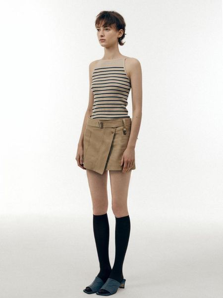 t-shirt women 2022 spring and summer new striped sleeveless camisole women casual halter neck tie stretch knitted top, White
t-shirt women 2022 spring and summer new striped sleeveless camisole women casual halter neck tie stretch knitted top, White