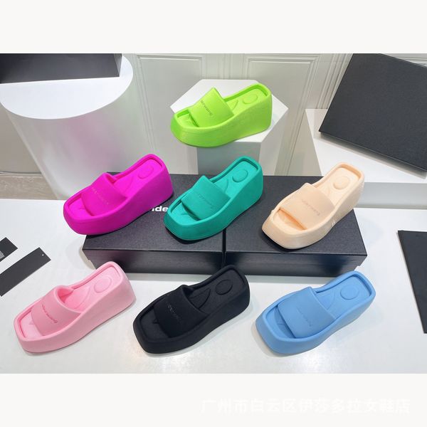 sandals wanita hak tinggi herringbone ujung klip wedge kaki persegi baru mewah musim panas 2023 sepatu 230428, Black
sandals wanita hak tinggi herringbone ujung klip wedge kaki persegi baru mewah musim panas 2023 sepatu 230428, Black