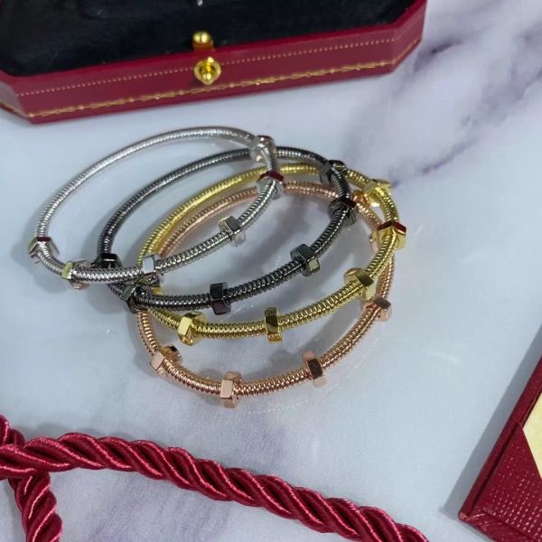 fashion classic designer bracelet for men and women with the same bangle luxury bracelets is not easy to deform lady full of six screws diam, Black
fashion classic designer bracelet for men and women with the same bangle luxury bracelets is not easy to deform lady full of six screws diam, Black