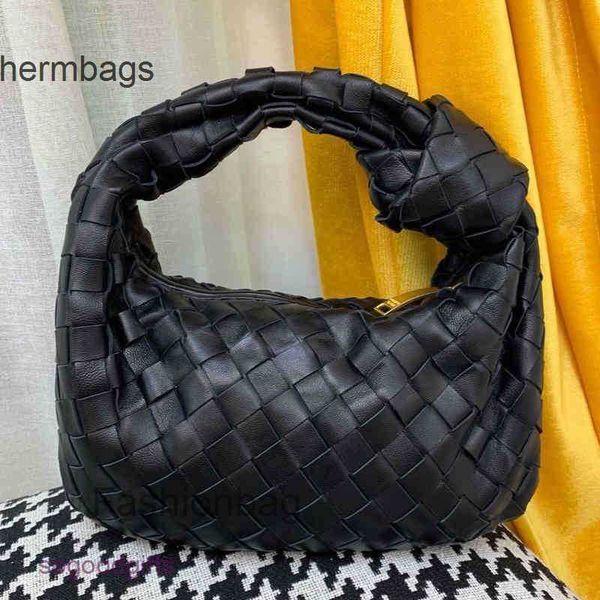 bag venet woven bags women's bottegas cloud horn underarm cow leather classic hand designer 2pby t6iy with logo qjjg
bag venet woven bags women's bottegas cloud horn underarm cow leather classic hand designer 2pby t6iy with logo qjjg