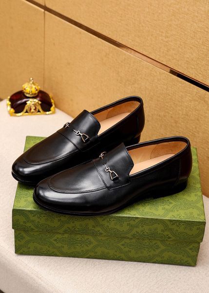 2023 gentlemen elegant fashion business genuine leather dress shoes walking designer shoes mens brand party wedding oxfords size 38-47, Black
2023 gentlemen elegant fashion business genuine leather dress shoes walking designer shoes mens brand party wedding oxfords size 38-47, Black