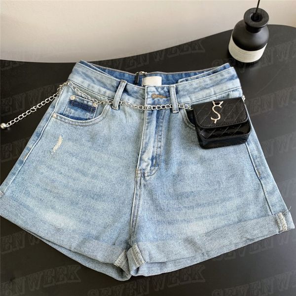 women denim short pants with waist bag summer designer shorts street style jeans for vacation, White;black
women denim short pants with waist bag summer designer shorts street style jeans for vacation, White;black