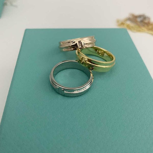tiffay s925 sterling silver double t ring no diamond wide narrow version lovers' light luxury small number design same versatile with l
tiffay s925 sterling silver double t ring no diamond wide narrow version lovers' light luxury small number design same versatile with l