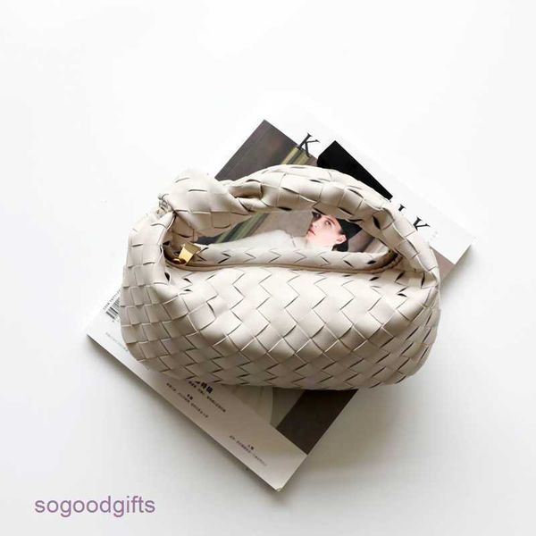 mini bottegas bag jodie venetas 2023 new woven knotted leather handbag underarm bag simple and versatile handbag female with logo kcsz 
mini bottegas bag jodie venetas 2023 new woven knotted leather handbag underarm bag simple and versatile handbag female with logo kcsz