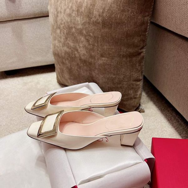 fashion women sandals slippers summer belle vivier slip muller half tow sliders italy trendy slip-on patent leather designer casual coarse h, Black
fashion women sandals slippers summer belle vivier slip muller half tow sliders italy trendy slip-on patent leather designer casual coarse h, Black