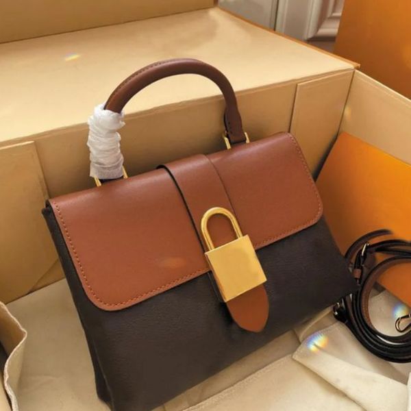 locky bb shoulder bags leather crossbody metal lock women's classic clutch bags luxury designer printed pattern shoulder purses envelop
locky bb shoulder bags leather crossbody metal lock women's classic clutch bags luxury designer printed pattern shoulder purses envelop