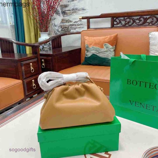 italy bag handbag shoulder bottegas fashion designer cloud bags small messenger venetas winter single 8xq0 wwd8 with logo hozg
italy bag handbag shoulder bottegas fashion designer cloud bags small messenger venetas winter single 8xq0 wwd8 with logo hozg