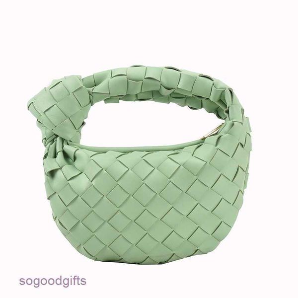 mini bottegas bag jodie venetas net red axigo woven cow corner 2023 new soft leather handbag armpit cloud women's 1 with logo secd
mini bottegas bag jodie venetas net red axigo woven cow corner 2023 new soft leather handbag armpit cloud women's 1 with logo secd