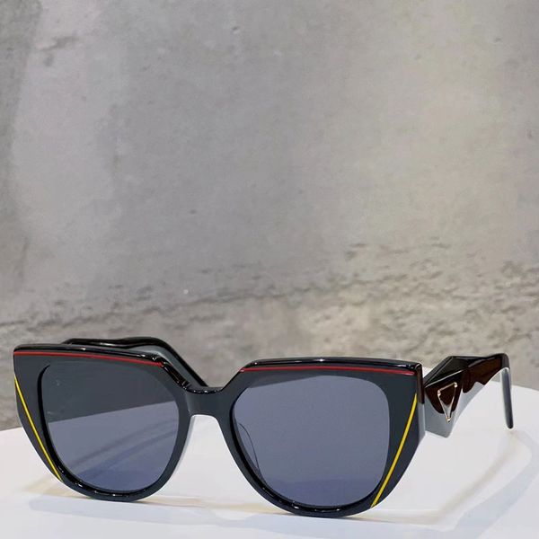 Triangle sunglasses high-quality alphabet mirror leg two-color lines irregular plate cat eye shape PR126 men's and women's designer fashion sunglasses
Triangle sunglasses high-quality alphabet mirror leg two-color lines irregular plate cat eye shape PR126 men's and women's designer fashion sunglasses