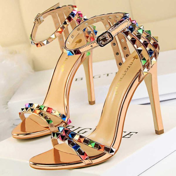 sandals bigtree decoration women sandals peep toe high heels summer buckle strap anklewrap cover heel ladies shoes j230428, Black
sandals bigtree decoration women sandals peep toe high heels summer buckle strap anklewrap cover heel ladies shoes j230428, Black