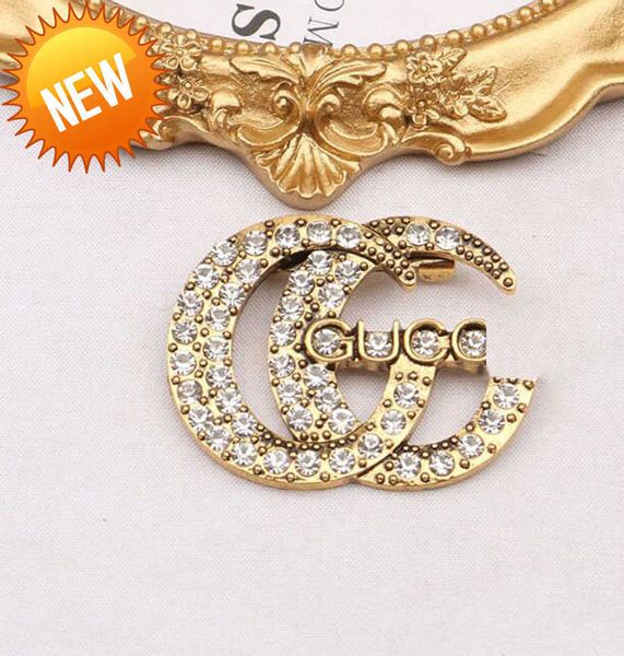 23ss 2color fashion brand designers letters brooches 18k gold plated brooch vintage suit pin small sweet wind jewelry accessories wedding pa, Gray
23ss 2color fashion brand designers letters brooches 18k gold plated brooch vintage suit pin small sweet wind jewelry accessories wedding pa, Gray