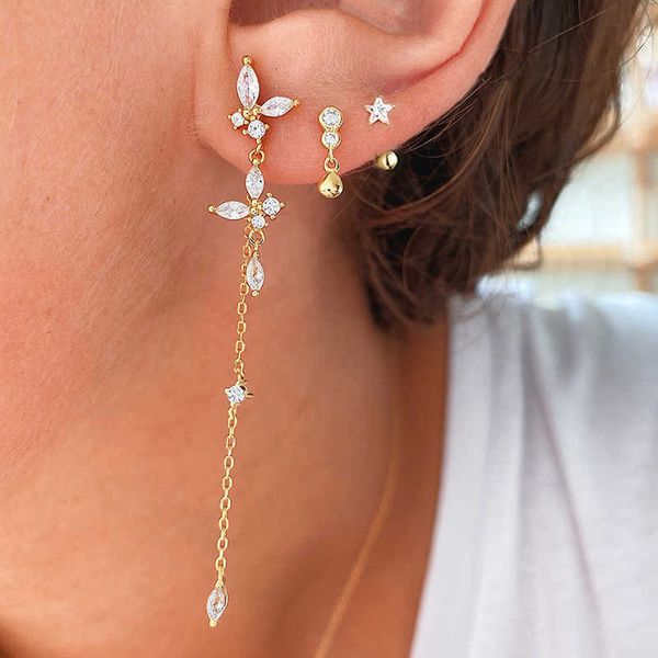 charm 2 buah anting-anting juntai rantai rumbai zirkon baja tahan karat untuk wanita mode warna emas anting-anting pandent kupu-kupu perhias, Golden
charm 2 buah anting-anting juntai rantai rumbai zirkon baja tahan karat untuk wanita mode warna emas anting-anting pandent kupu-kupu perhias, Golden