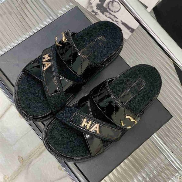 summer popular women sandals 2023 channel luxury brand business dress wedding party leather high heels casual flat slipper 012-07, Black
summer popular women sandals 2023 channel luxury brand business dress wedding party leather high heels casual flat slipper 012-07, Black