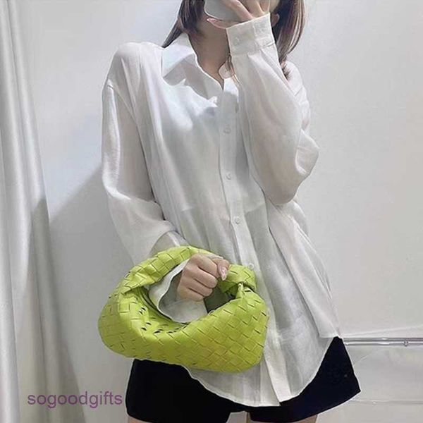 bottegas bag mini jodie venetas early spring net red hand-held horn bag cloud 2023 new fashion versatile woven women's cow leather hand
bottegas bag mini jodie venetas early spring net red hand-held horn bag cloud 2023 new fashion versatile woven women's cow leather hand