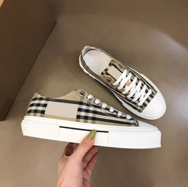 men women casual shoe designer retro classic striped plaid sneakers men's and women's shoes cotton sneakers low canvas sneakers, Black
men women casual shoe designer retro classic striped plaid sneakers men's and women's shoes cotton sneakers low canvas sneakers, Black