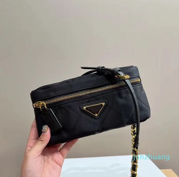 pra da bag casual cross body bag waist bag women chest designer crossbody female messenger luxury waist-bag fashion pocket nylon material pu
pra da bag casual cross body bag waist bag women chest designer crossbody female messenger luxury waist-bag fashion pocket nylon material pu