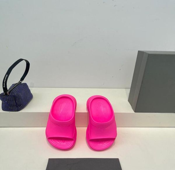 summer slippers home indoor outdoor house slipper for women eva rubber flat slides black white sand lightweight sandal beach shoes4604971
summer slippers home indoor outdoor house slipper for women eva rubber flat slides black white sand lightweight sandal beach shoes4604971