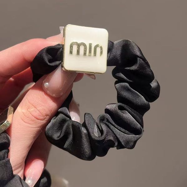 fashionable letter hair ring, feminine style, large intestine ring, head rope, horse tail, elegant leather band, hair rope headwear, miu, Silver
fashionable letter hair ring, feminine style, large intestine ring, head rope, horse tail, elegant leather band, hair rope headwear, miu, Silver