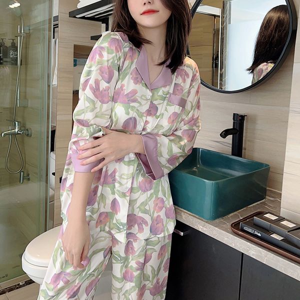 women's sleepwear spring and autumn simulation silk ice silk pajamas ladies tulip long-sleeved cardigan spring and summer home wear set, Black;red
women's sleepwear spring and autumn simulation silk ice silk pajamas ladies tulip long-sleeved cardigan spring and summer home wear set, Black;red