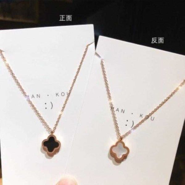 van clover necklace four leaf chain jewelry titanium steel lead glass black and white sided simple collar chain fashion four leaf grass fema, Silver
van clover necklace four leaf chain jewelry titanium steel lead glass black and white sided simple collar chain fashion four leaf grass fema, Silver