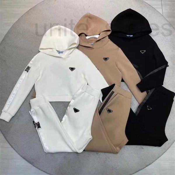men's hoodies & sweatshirts popularfashion women tracksuits casual pullover with hat sports hoodie design classic triangle autumn and w, Black
men's hoodies & sweatshirts popularfashion women tracksuits casual pullover with hat sports hoodie design classic triangle autumn and w, Black