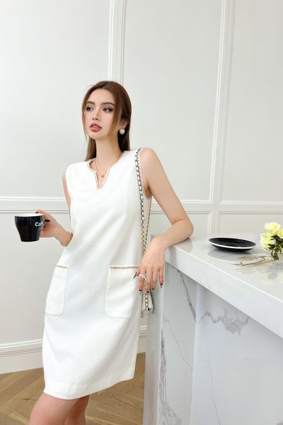 chan2023 summer dresses for women new hollow out dresses dinner dress party dresses ootd fashion grade logo dress beading dresses birthday, White;black
chan2023 summer dresses for women new hollow out dresses dinner dress party dresses ootd fashion grade logo dress beading dresses birthday, White;black