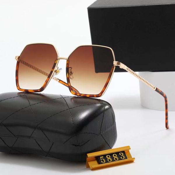 hexagonal lenses upper metal frame lower pc frame metal temples chain design gradient lenses polarized sunglasses womens sunglasses lightwei, White;black
hexagonal lenses upper metal frame lower pc frame metal temples chain design gradient lenses polarized sunglasses womens sunglasses lightwei, White;black