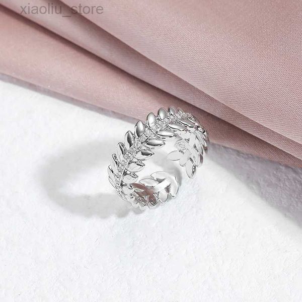 band rings light luxury hollow wheat ear zircon french set zircon open ring designed by female minority for a cool and advanced style, Silver
band rings light luxury hollow wheat ear zircon french set zircon open ring designed by female minority for a cool and advanced style, Silver