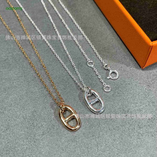 hemrres designer necklace netizen 925 silver cnc exquisite carved pig nose necklace with a cool and powerful classic logo, Black
hemrres designer necklace netizen 925 silver cnc exquisite carved pig nose necklace with a cool and powerful classic logo, Black