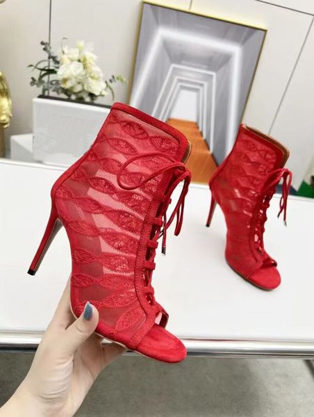 crystal decorative high heel sandals hollow breathable dinner dress with ankle strap designer dress shoes evening strap shoes 35-42, Black
crystal decorative high heel sandals hollow breathable dinner dress with ankle strap designer dress shoes evening strap shoes 35-42, Black