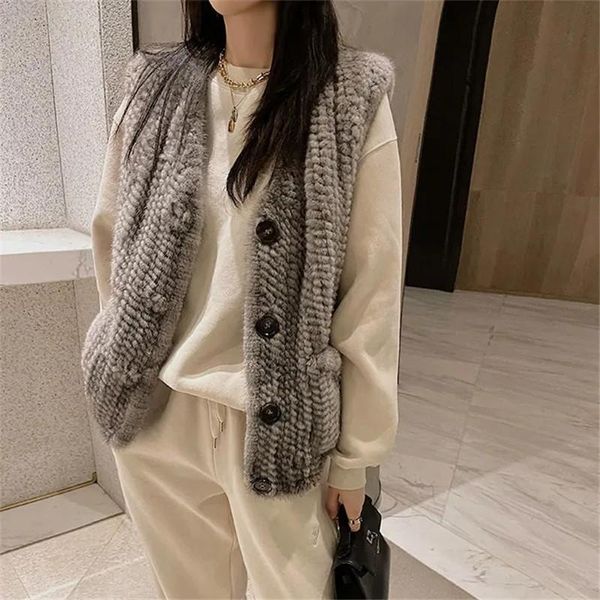 vests women imitation mink vest jacket korean fashion button short gilet femme autumn winter casual sleeveless waistcoat abrigos, Black;white
vests women imitation mink vest jacket korean fashion button short gilet femme autumn winter casual sleeveless waistcoat abrigos, Black;white