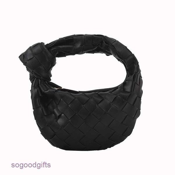 mini bottegas bag jodie venetas woven handbag female 2023 new cloud french small ox horn net red fashion underarm with logo uqv7
mini bottegas bag jodie venetas woven handbag female 2023 new cloud french small ox horn net red fashion underarm with logo uqv7