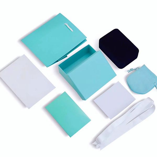 luxury jewelry, original boxes, earrings, necklaces, bracelets, rings, packaging boxes, factory wholesale and retail, Black;white
luxury jewelry, original boxes, earrings, necklaces, bracelets, rings, packaging boxes, factory wholesale and retail, Black;white