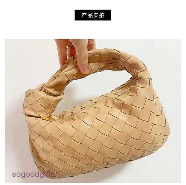 mini bottegas bag jodie venetas hand held woven bag net red knotted ox horn leather women's hand dumpling 2 with logo 13xq
mini bottegas bag jodie venetas hand held woven bag net red knotted ox horn leather women's hand dumpling 2 with logo 13xq