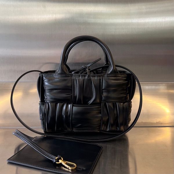 10a quality bag vd 25cm mini candy arco intreccio pleated woven cowhide shopping bag crossbody designer women's real leather handbag bl, Black;red
10a quality bag vd 25cm mini candy arco intreccio pleated woven cowhide shopping bag crossbody designer women's real leather handbag bl, Black;red