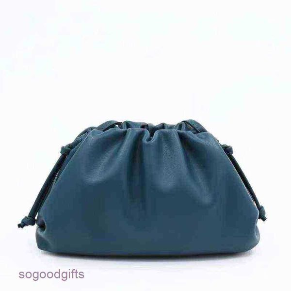 bags shoulder handbags bottegaes 2023 summer style bag dumpling same hand cloud versatile leather venetas women's one messenger 1 le86
bags shoulder handbags bottegaes 2023 summer style bag dumpling same hand cloud versatile leather venetas women's one messenger 1 le86