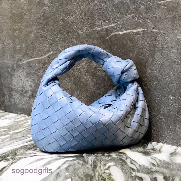bag mini bottegas jodie venetas early spring net red hand-held horn bag cloud 2023 new fashion versatile woven women's cow leather hand
bag mini bottegas jodie venetas early spring net red hand-held horn bag cloud 2023 new fashion versatile woven women's cow leather hand