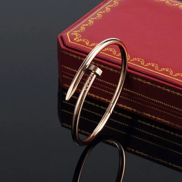 18k gold bracelets luxury designer Love Gold Bracelet nail bracelet Designer Bangles for Women Mens fashion stainless steel jewelry gifts Without Box
18k gold bracelets luxury designer Love Gold Bracelet nail bracelet Designer Bangles for Women Mens fashion stainless steel jewelry gifts Without Box