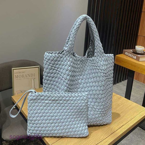 point bottegas bag venetas all hand woven tote women's bag 2023 new fashion casual large capacity shoulder mother with logo j75h
point bottegas bag venetas all hand woven tote women's bag 2023 new fashion casual large capacity shoulder mother with logo j75h