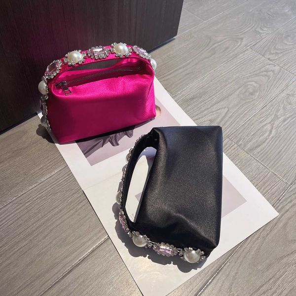 shoulder bags luxury designer rhinestones diamond pearl hobo women satin handbag bling evening dinner party clutch purse 230426
shoulder bags luxury designer rhinestones diamond pearl hobo women satin handbag bling evening dinner party clutch purse 230426