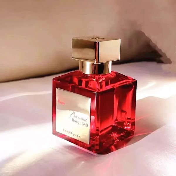 parfum men's and women's perfume glass bottle spray baccarat 540extrait de parfum oriental flower flavor 70ml
parfum men's and women's perfume glass bottle spray baccarat 540extrait de parfum oriental flower flavor 70ml