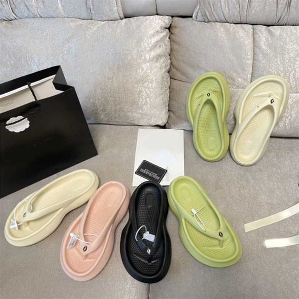 size 36-45 mens womens flip flops black green pink pool slide slippers designer scuffs summer beach walk sandals chan low heel flat slipper
size 36-45 mens womens flip flops black green pink pool slide slippers designer scuffs summer beach walk sandals chan low heel flat slipper