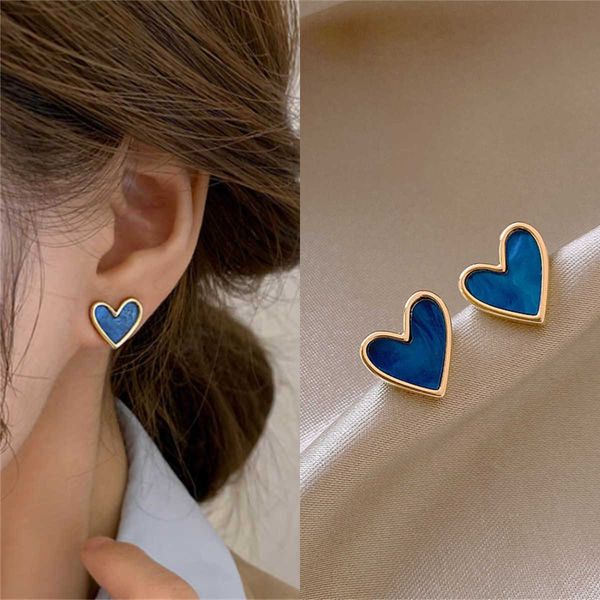 charm anting-anting kecil hati cinta biru korea lucu untuk wanita anting-anting kancing akrilik batu zirkon manis prancis perhiasan mode had, Golden
charm anting-anting kecil hati cinta biru korea lucu untuk wanita anting-anting kancing akrilik batu zirkon manis prancis perhiasan mode had, Golden