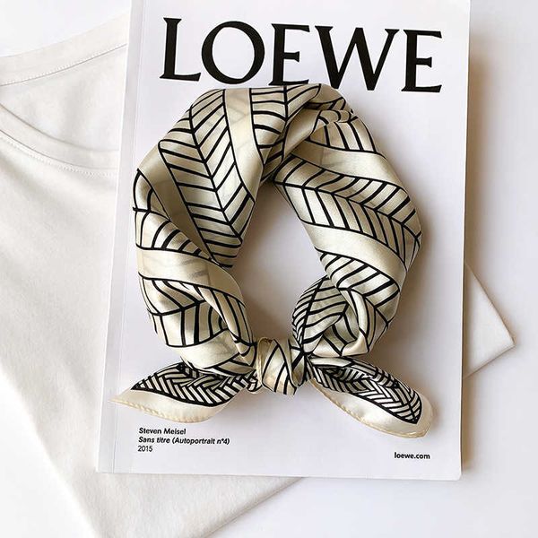 scarves 2023 women square neck hair scarves 100 silk scarf foulard shawls and wraps bandana neckerchief poncho headband hijab 5353cm j230428, Blue;gray
scarves 2023 women square neck hair scarves 100 silk scarf foulard shawls and wraps bandana neckerchief poncho headband hijab 5353cm j230428, Blue;gray
