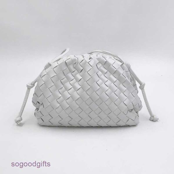 bottegas bag mini jodie venetas woven bag women's 2023 new cloud high sense one shoulder messenger sweet fashion dumpling tide with log
bottegas bag mini jodie venetas woven bag women's 2023 new cloud high sense one shoulder messenger sweet fashion dumpling tide with log