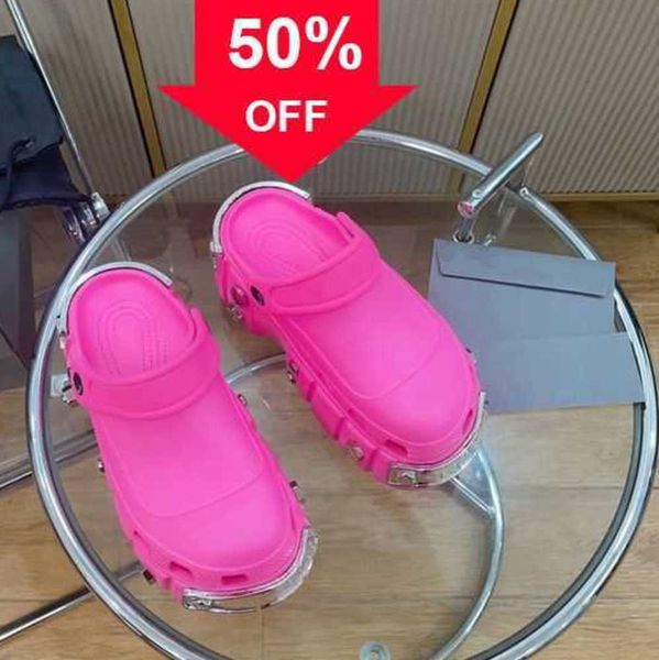 2023 women's men's fashion triple s flip flops hardcroc slippers beach pool slipper sandals sport punk style rubber stud slippers, Black
2023 women's men's fashion triple s flip flops hardcroc slippers beach pool slipper sandals sport punk style rubber stud slippers, Black