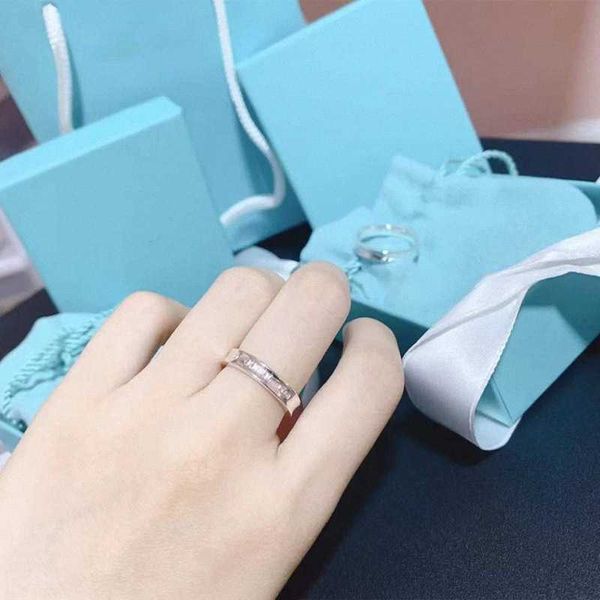 s925 silver 1837 couple ring letter classic male and female pair qixi valentine's day gift with logo
s925 silver 1837 couple ring letter classic male and female pair qixi valentine's day gift with logo