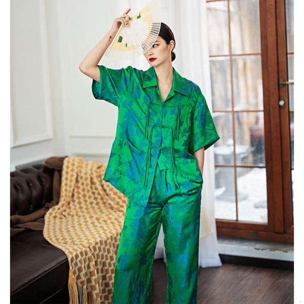 women's sleepwear autumn luxury satin women green print pajamas set half sleeve shirt loose pants sleepwear suit ladies office 2 piece, Black;red
women's sleepwear autumn luxury satin women green print pajamas set half sleeve shirt loose pants sleepwear suit ladies office 2 piece, Black;red